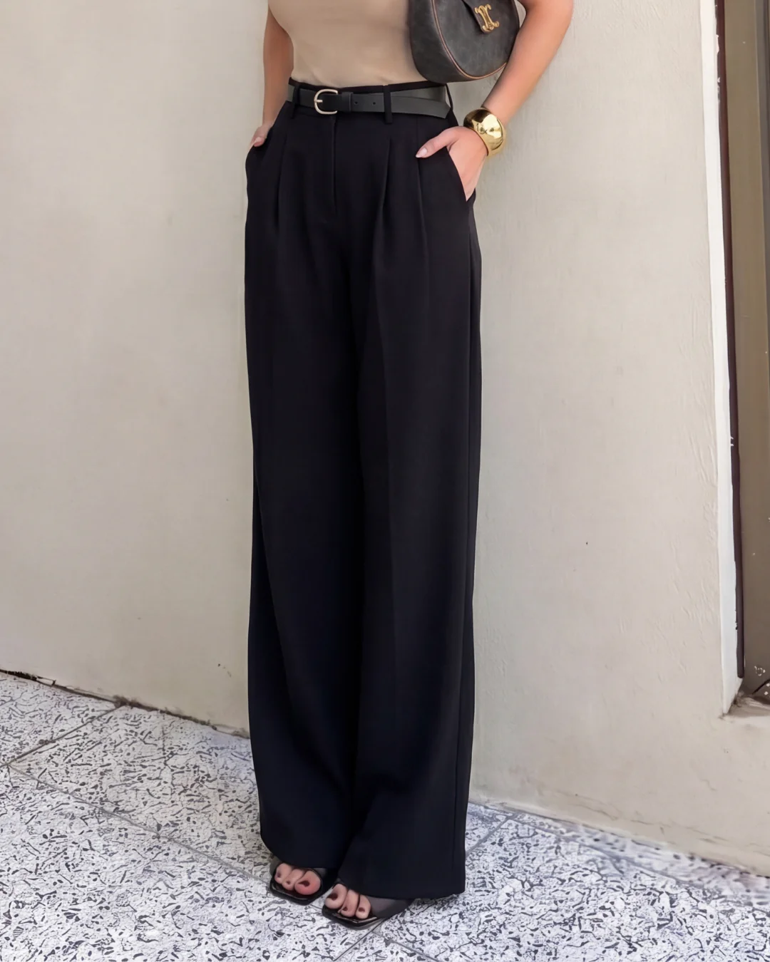 Black Pleated Pants With Belt - Image 3
