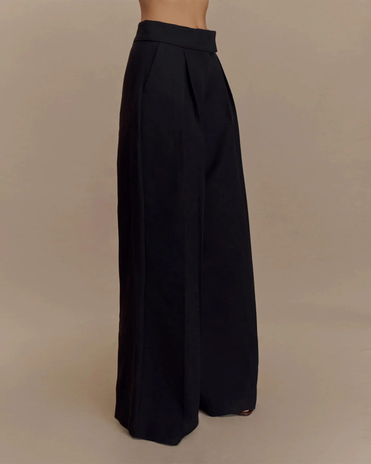 Black Tie Up Waist Coat Suit Set - Image 5