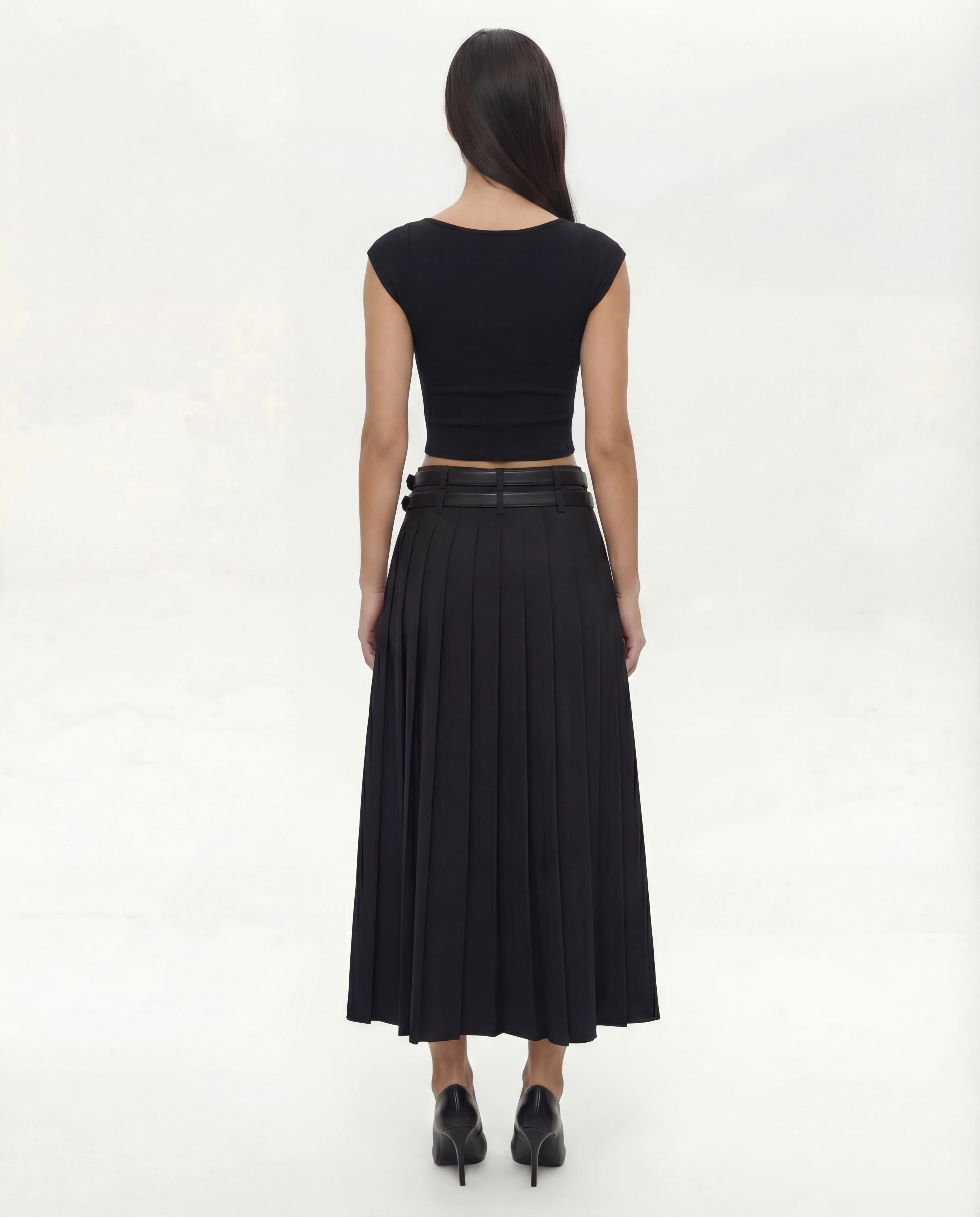 Double Belted Pleated Skirt with Sweet Heart Neck Top Set - Image 4