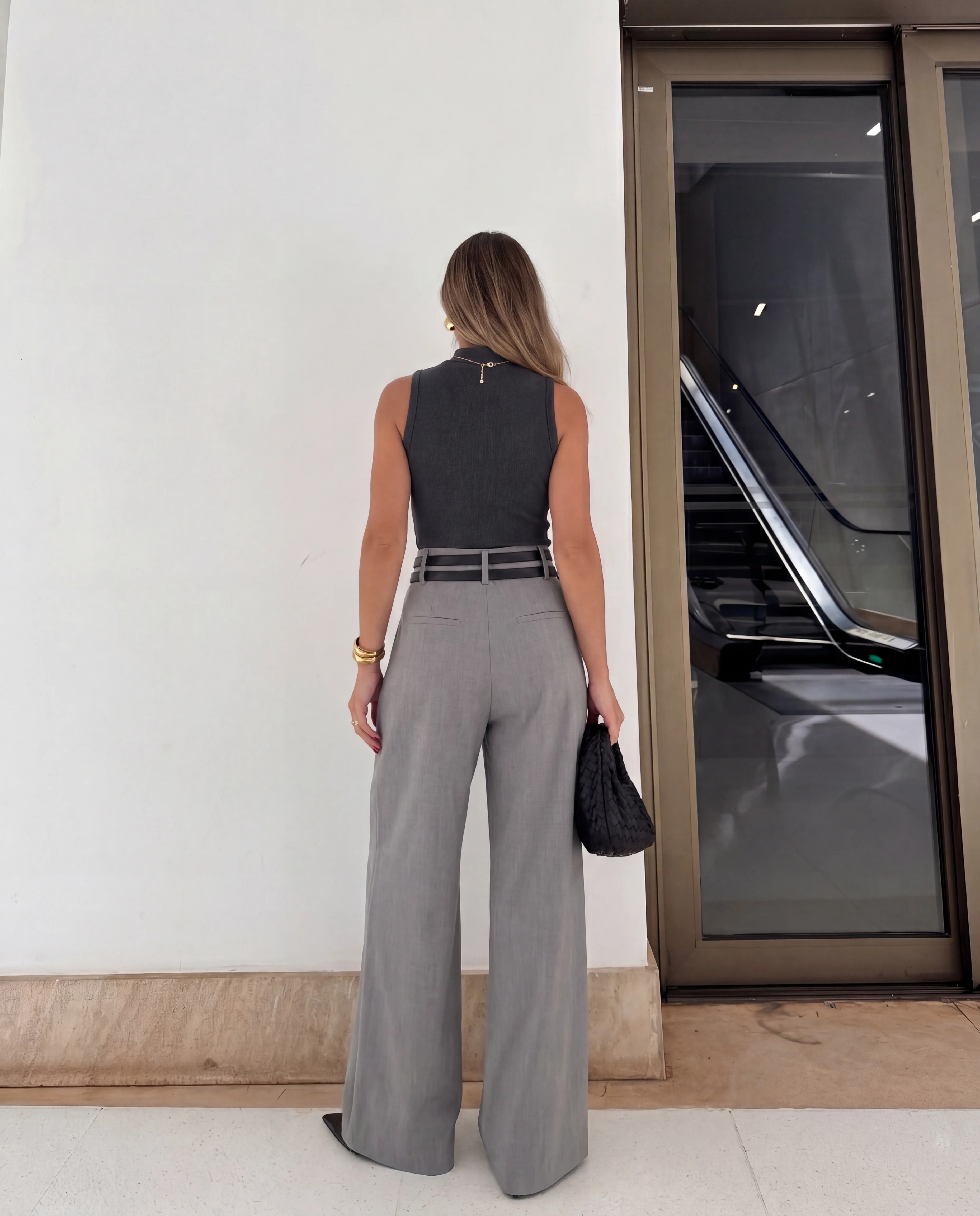 Grey High-Waist Pleated Wide-Leg Trousers With Two Detachable Belts - Image 3