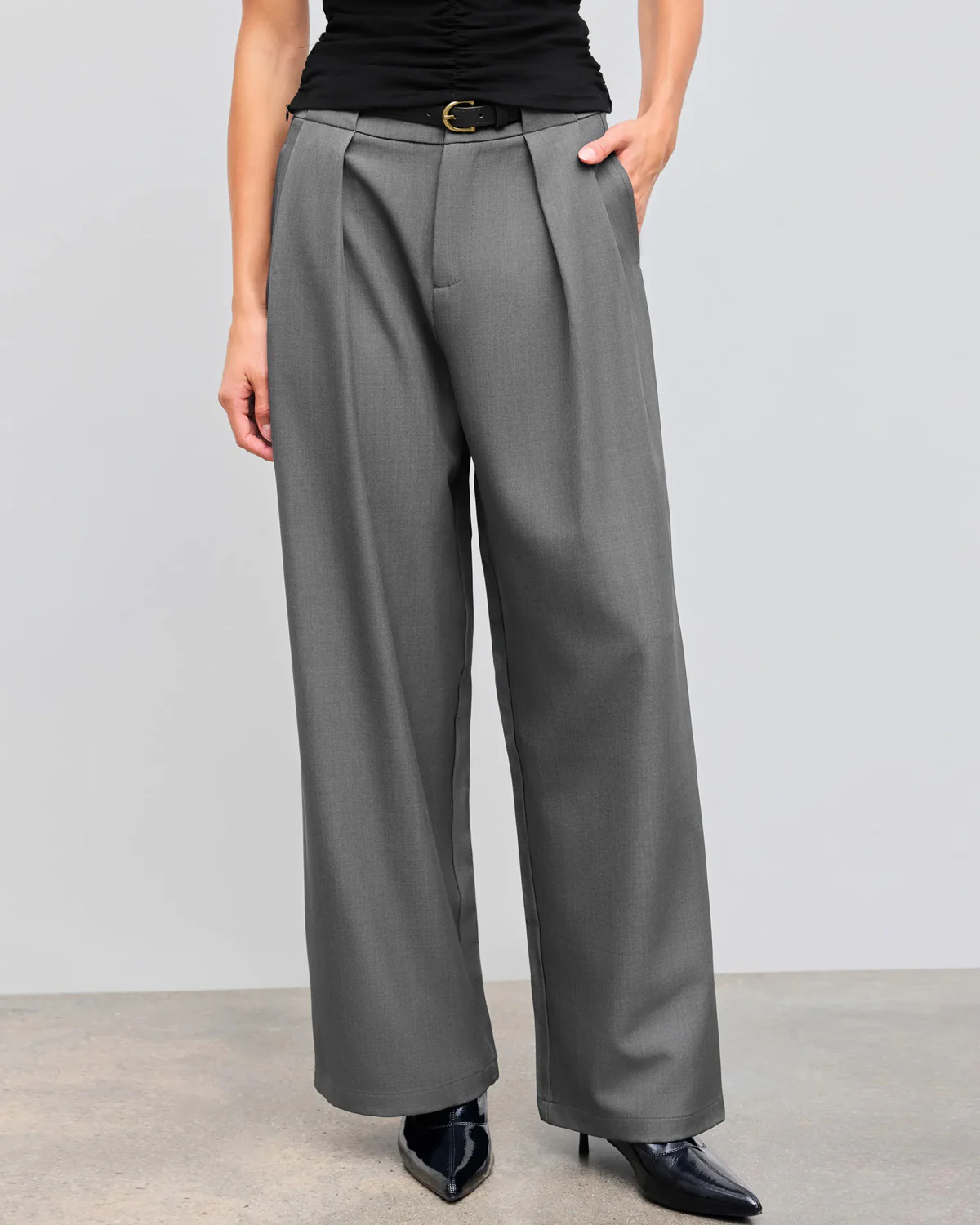 Grey Pleated Pants With Belt - Image 3