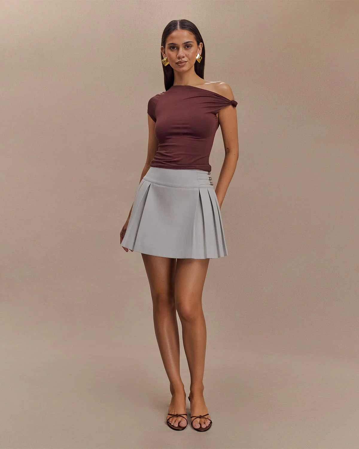 Knot Up Shoulder Fitted Top In Brown - Image 4