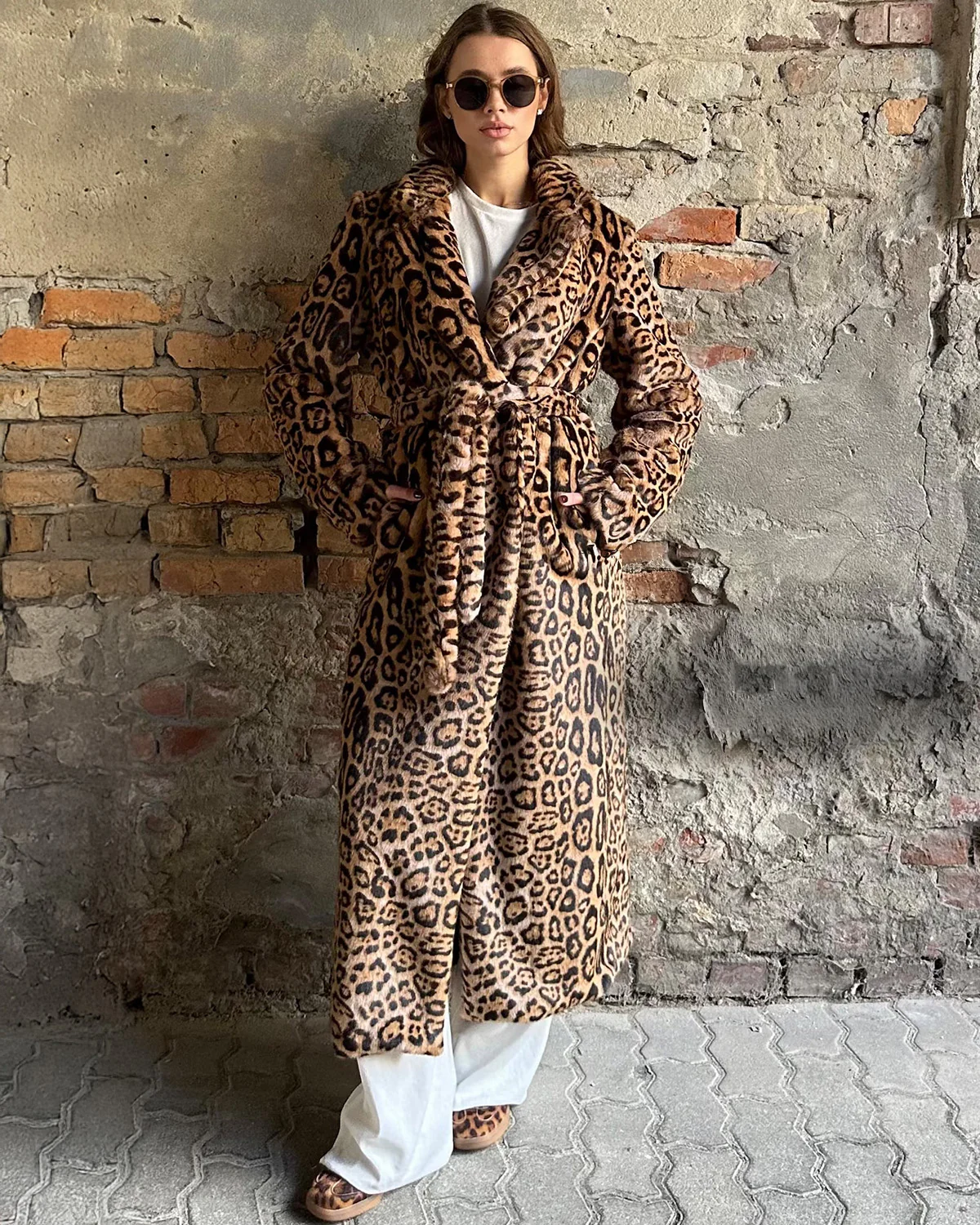 Vintage Leopard Print Fur Coat with Fur Belt - Image 5