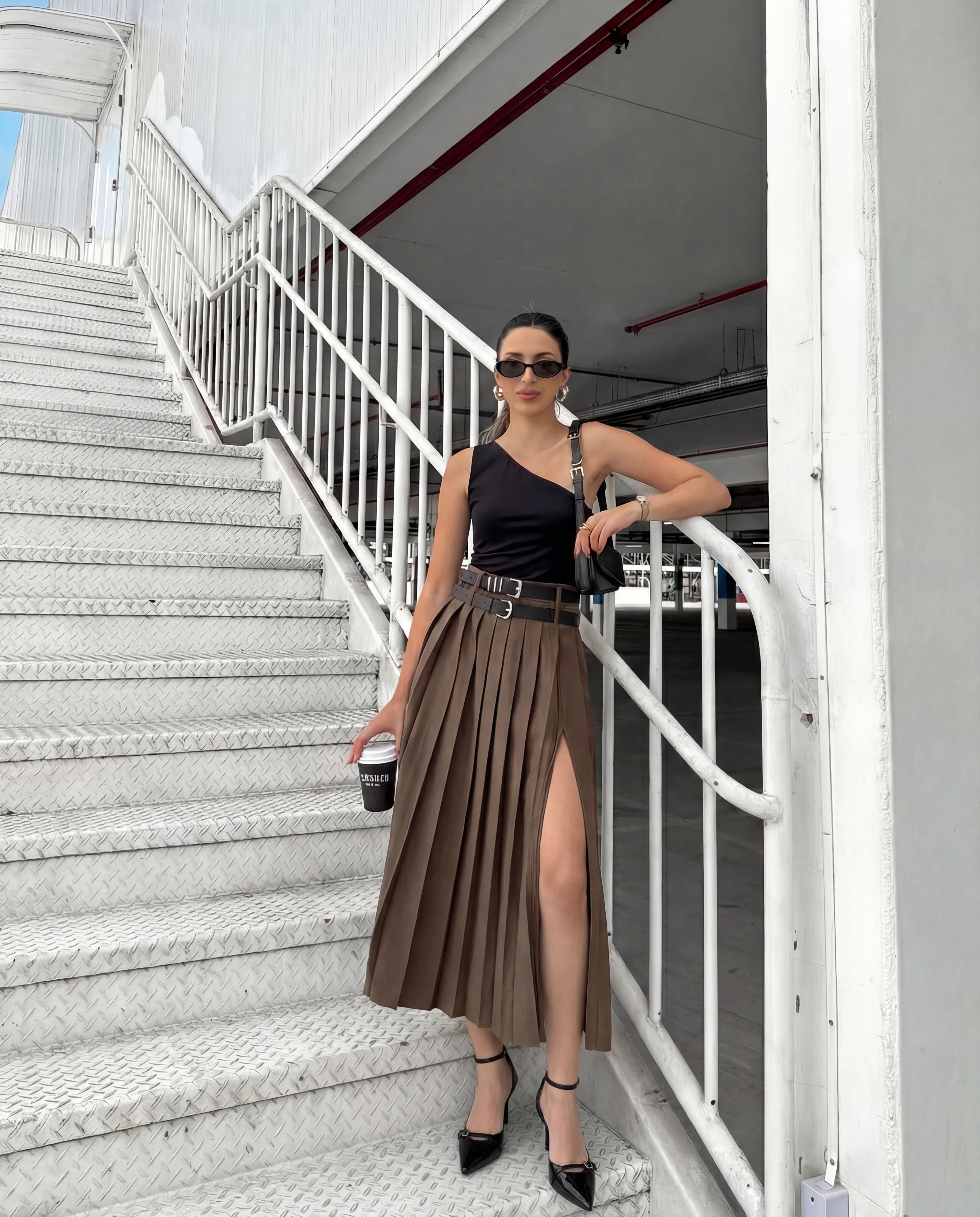 Brown Pleated Split Skirt With Two Detachable Belts - Image 5