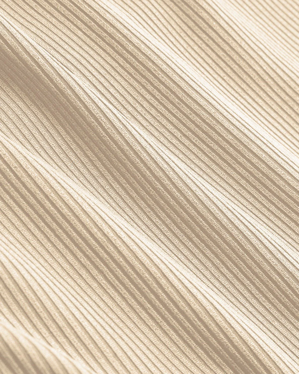 Ruched Hem Crop Top - Image 4