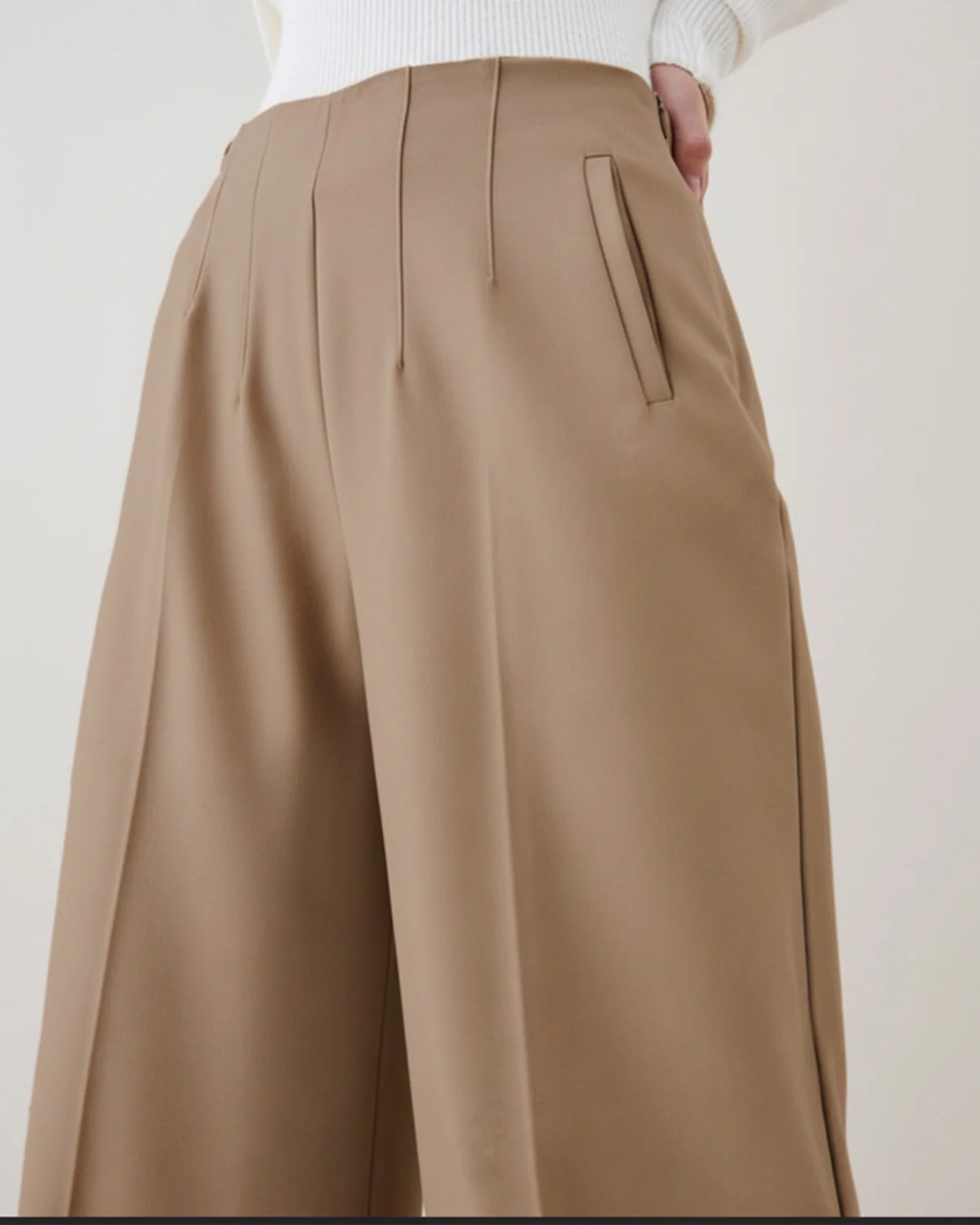 Tan Mid Rise Wide Leg Darted Trouser - Image 4