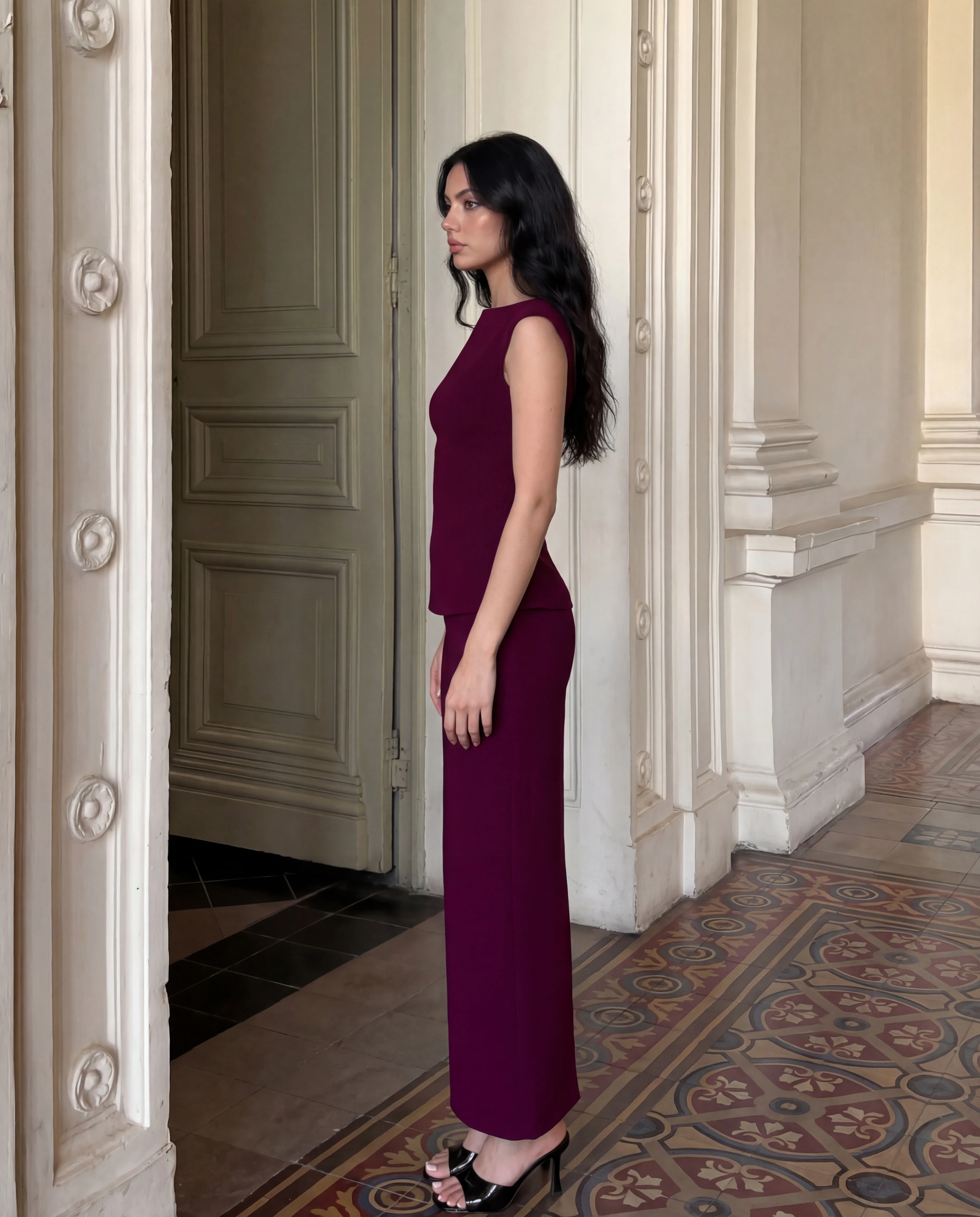 Wine Ribbed Top And Skirt Set - Image 3